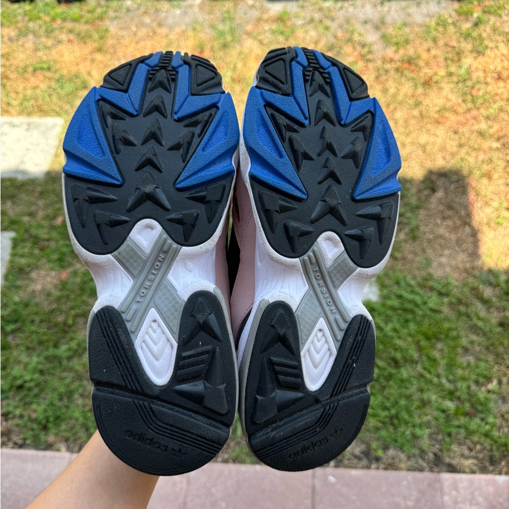Adidas Falcon Sneakers Size 8.5 Women - Picture 4 of 4